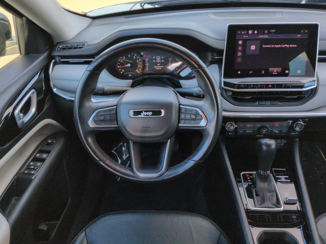 Certified 2022 Jeep Compass Limited AWD/4WD image 15