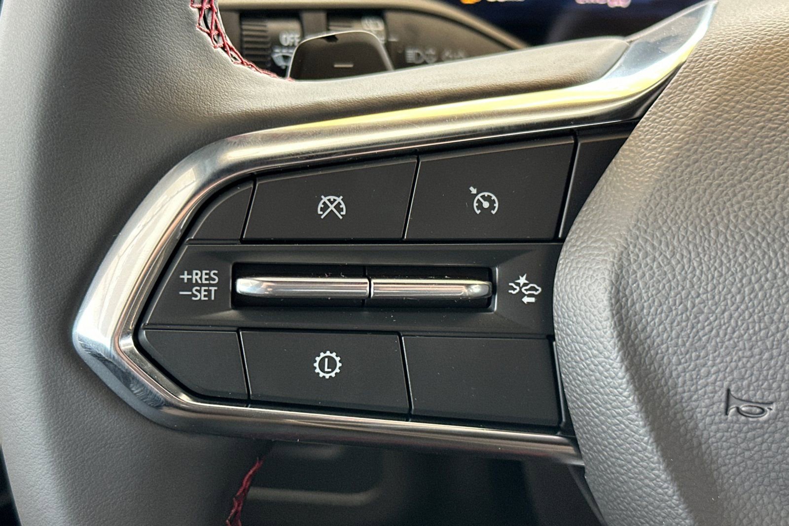 New 2026 Chevrolet Suburban RST image 29