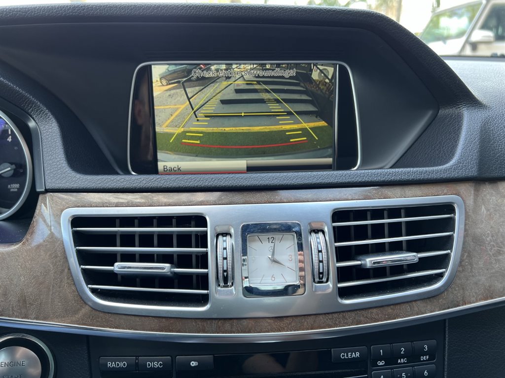 Used 2014 Mercedes-Benz E 350 4MATIC Sedan w/ Premium 1 Package image 27