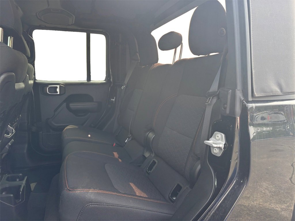 Certified 2023 Jeep Gladiator Mojave image 14
