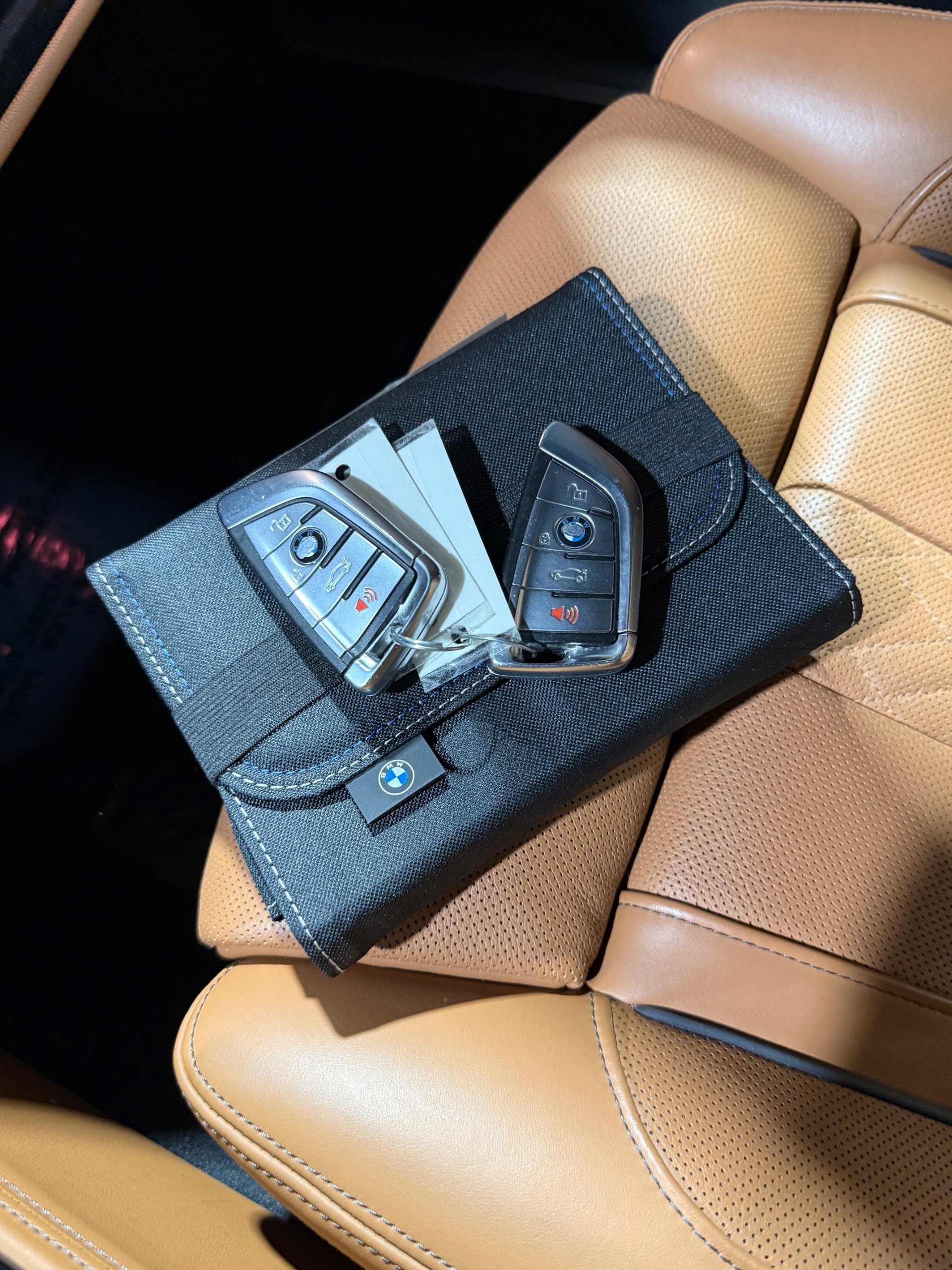 Used 2022 BMW 740i xDrive w/ M Sport Package image 42