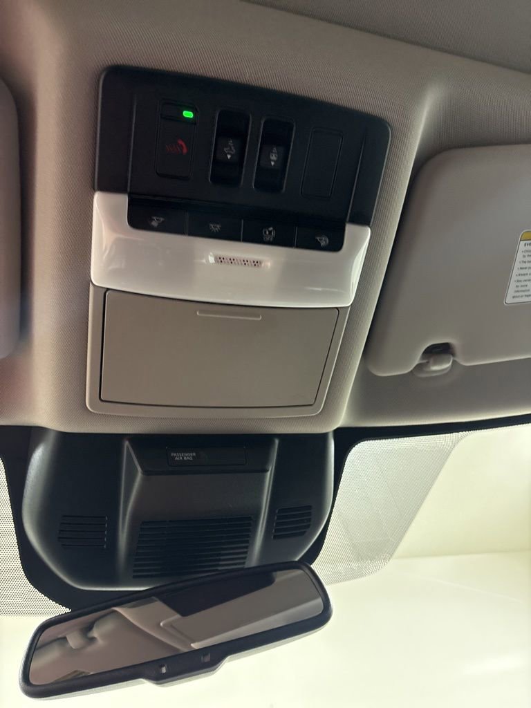 Used 2023 Nissan Rogue SL AWD/4WD image 14