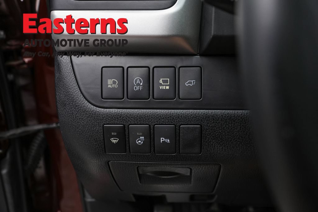Used 2019 Toyota Highlander Limited Platinum AWD/4WD image 23