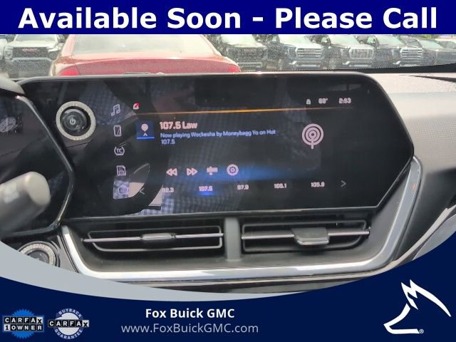 Used 2024 Chevrolet Trax RS w/ Sunroof Package FWD image 12