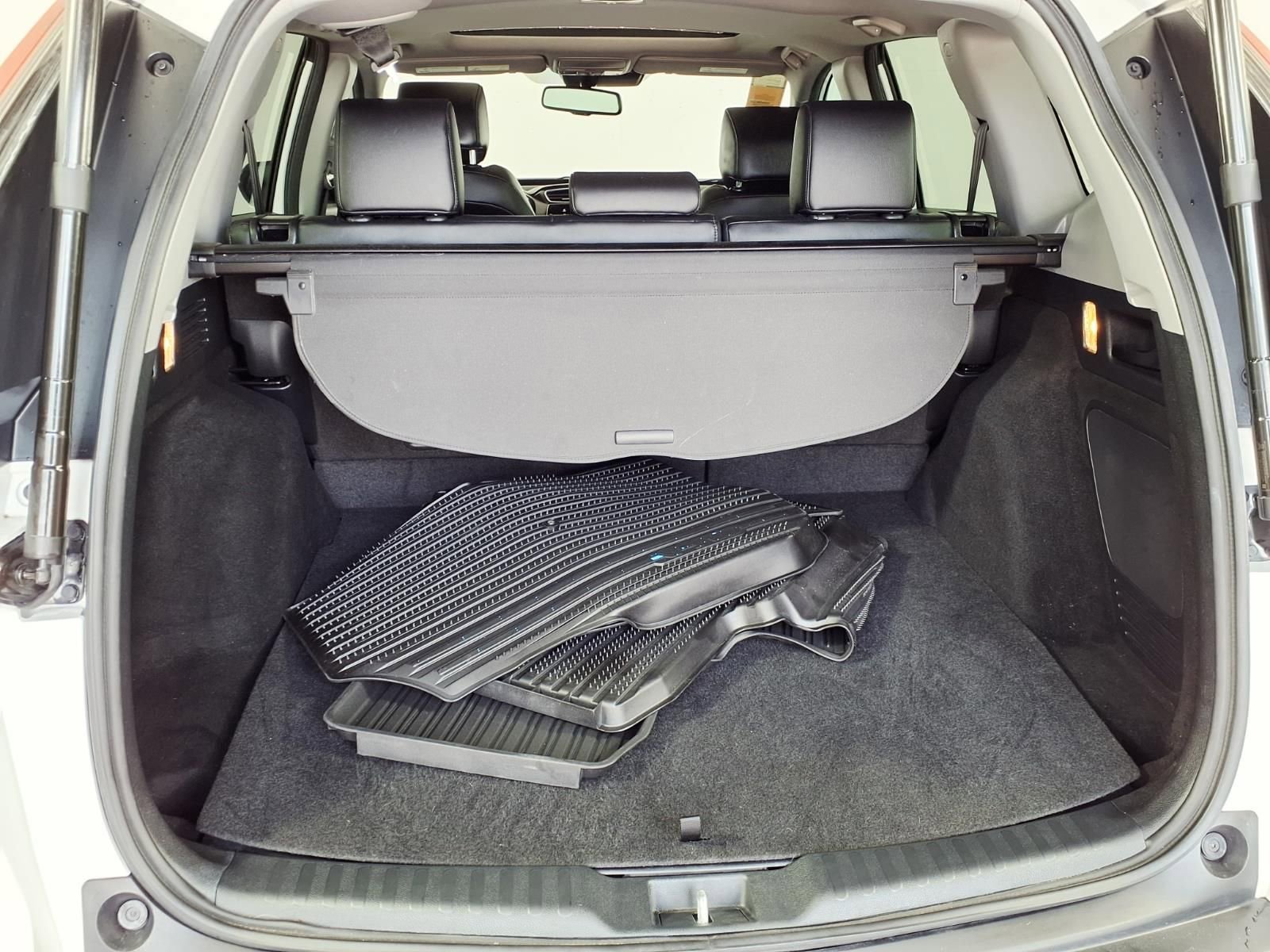 Used 2022 Honda CR-V Touring image 8