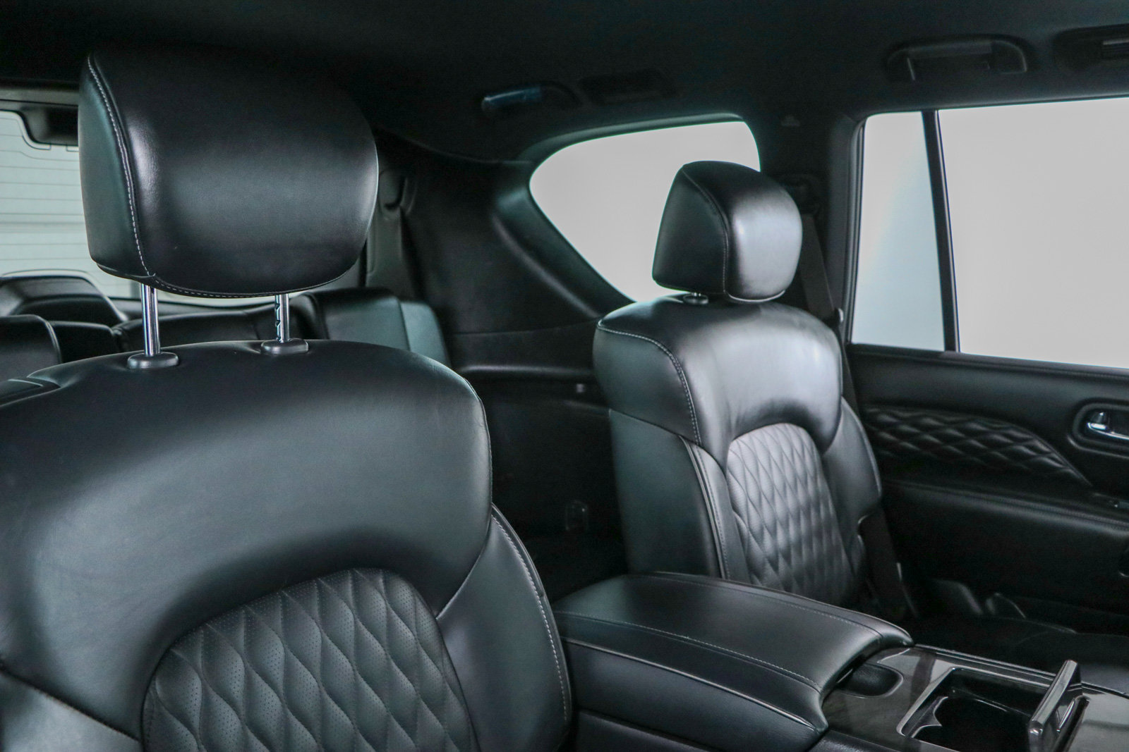 Used 2023 INFINITI QX80 Sensory w/ Cargo Package AWD/4WD image 32