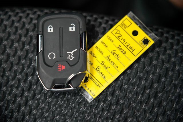 Used 2023 GMC Acadia SLE w/ Driver Convenience Package image 36