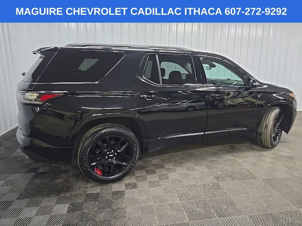 Used 2019 Chevrolet Traverse Premier w/ Redline Edition AWD/4WD image 3
