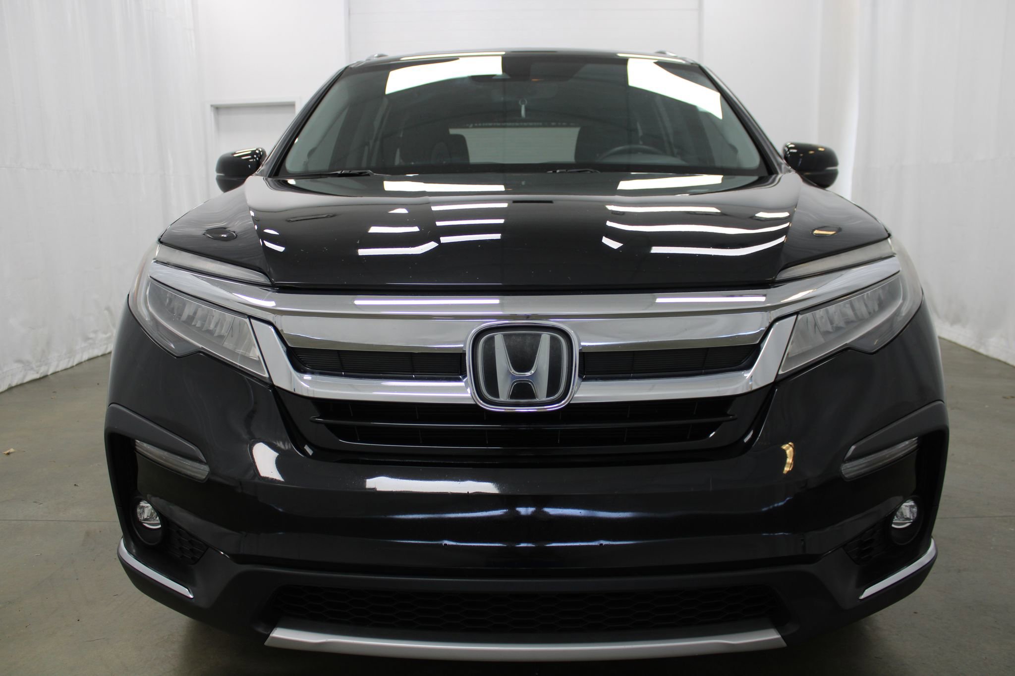 Used 2021 Honda Pilot Touring image 2