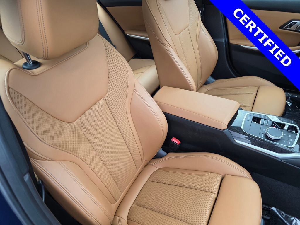 Used 2023 BMW 330i Sedan w/ Driving Assistance Package image 29