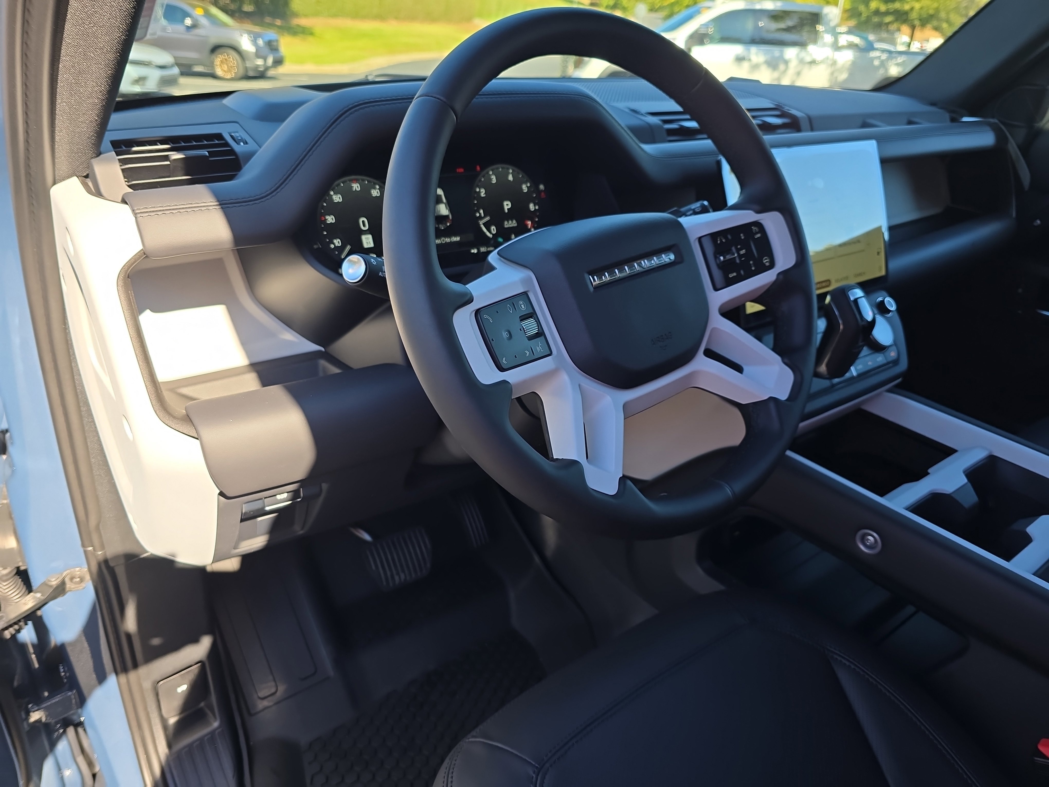 New 2026 Land Rover Defender 110 S image 15