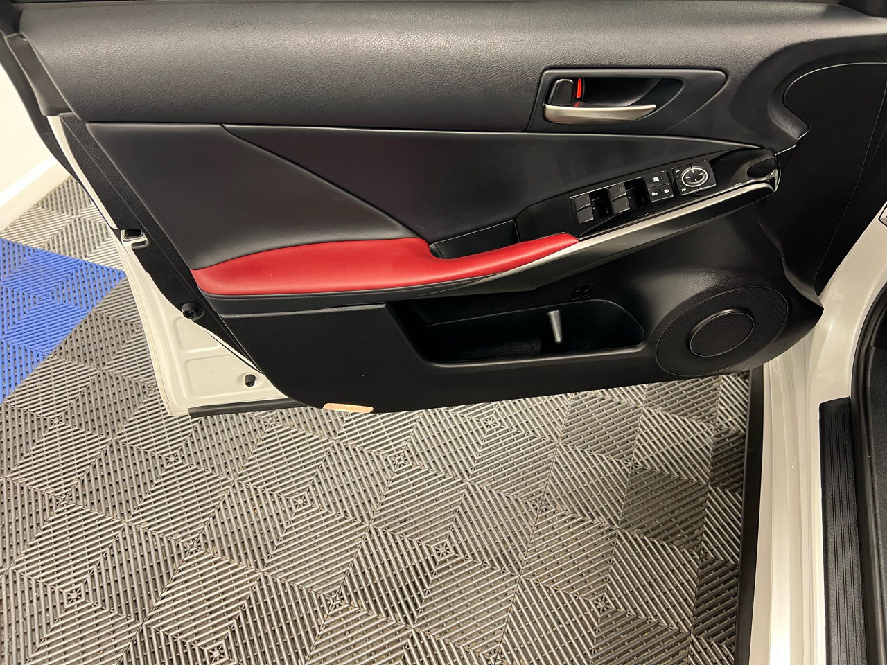 Used 2024 Lexus IS 300 w/ Comfort Package image 5