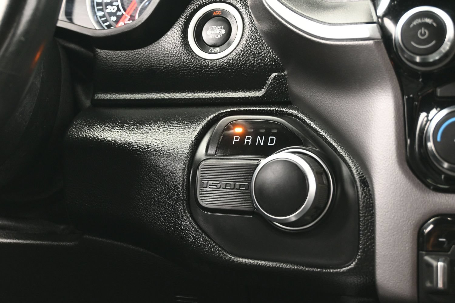 Used 2020 RAM 1500 Big Horn RWD image 37