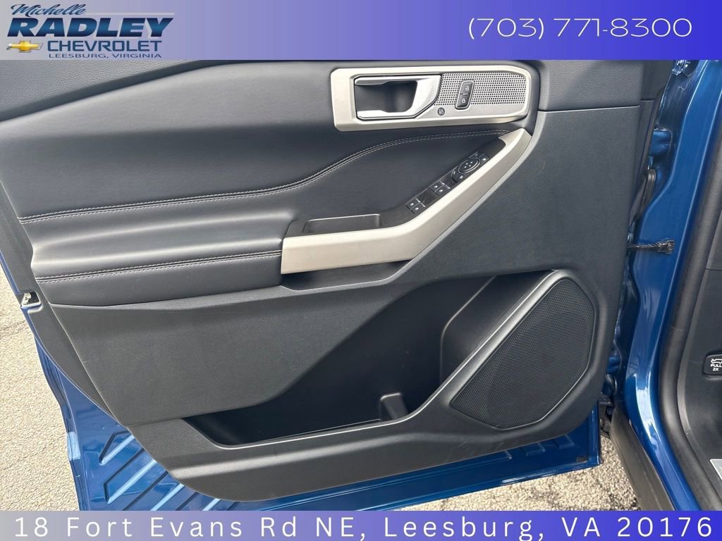 Used 2023 Ford Explorer Limited image 14