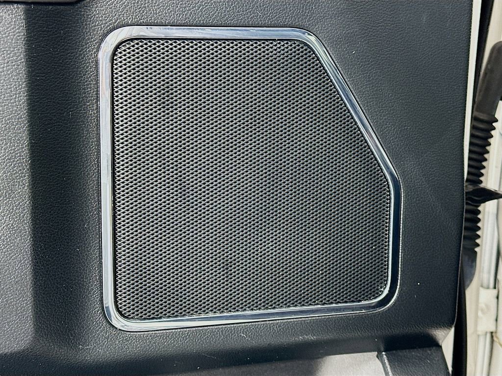 Used 2016 Ford F150 Lariat w/ Equipment Group 502A Luxury image 19