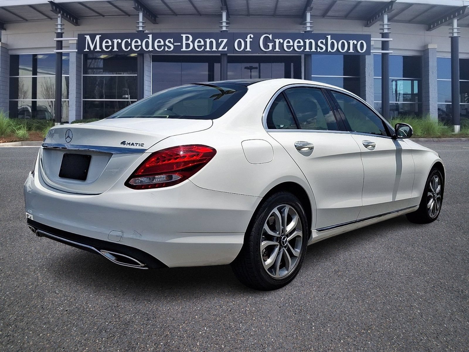 Used 2016 Mercedes-Benz C 300 4MATIC Sedan image 6