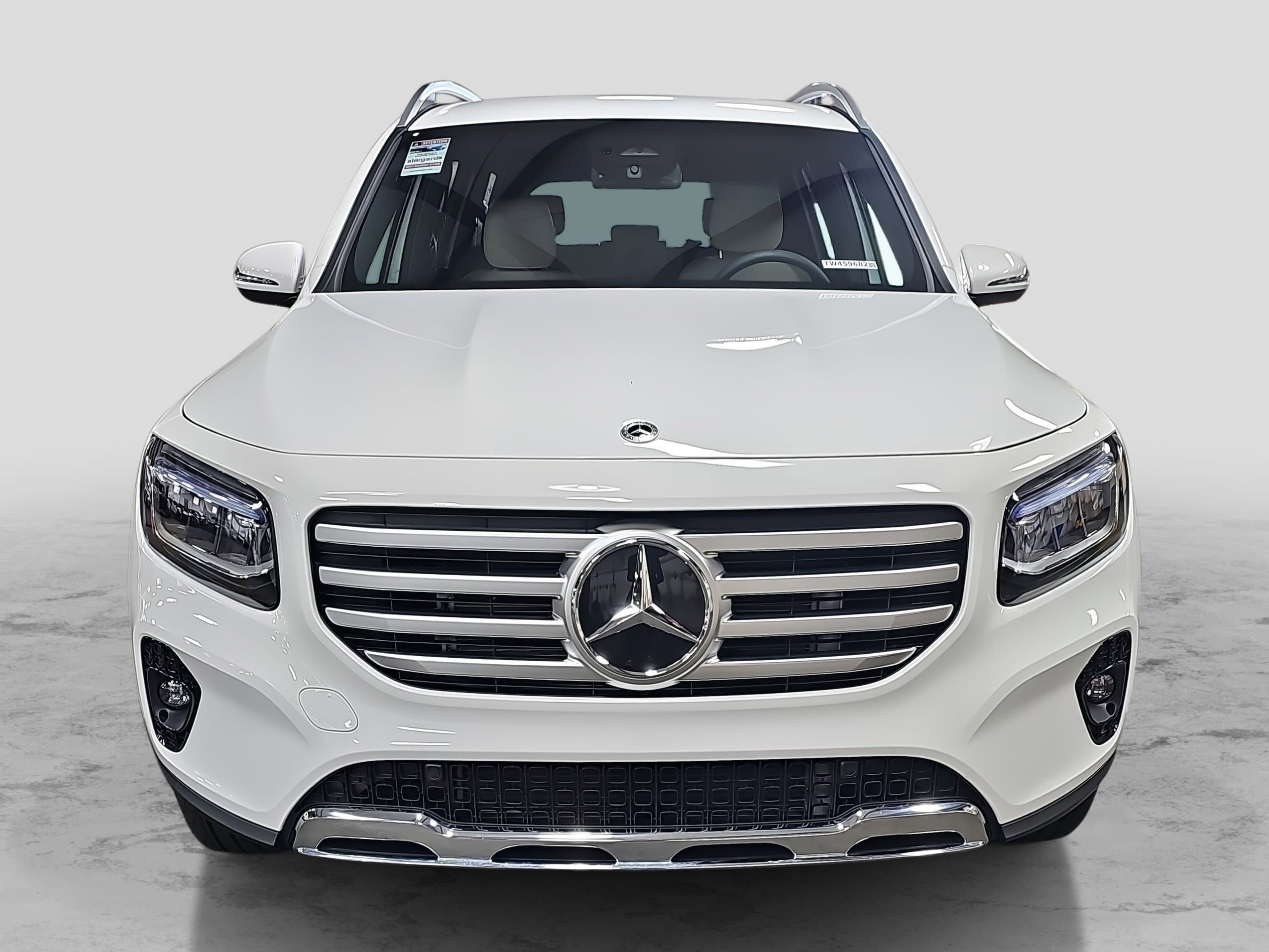Certified 2026 Mercedes-Benz GLB 250 4MATIC image 2