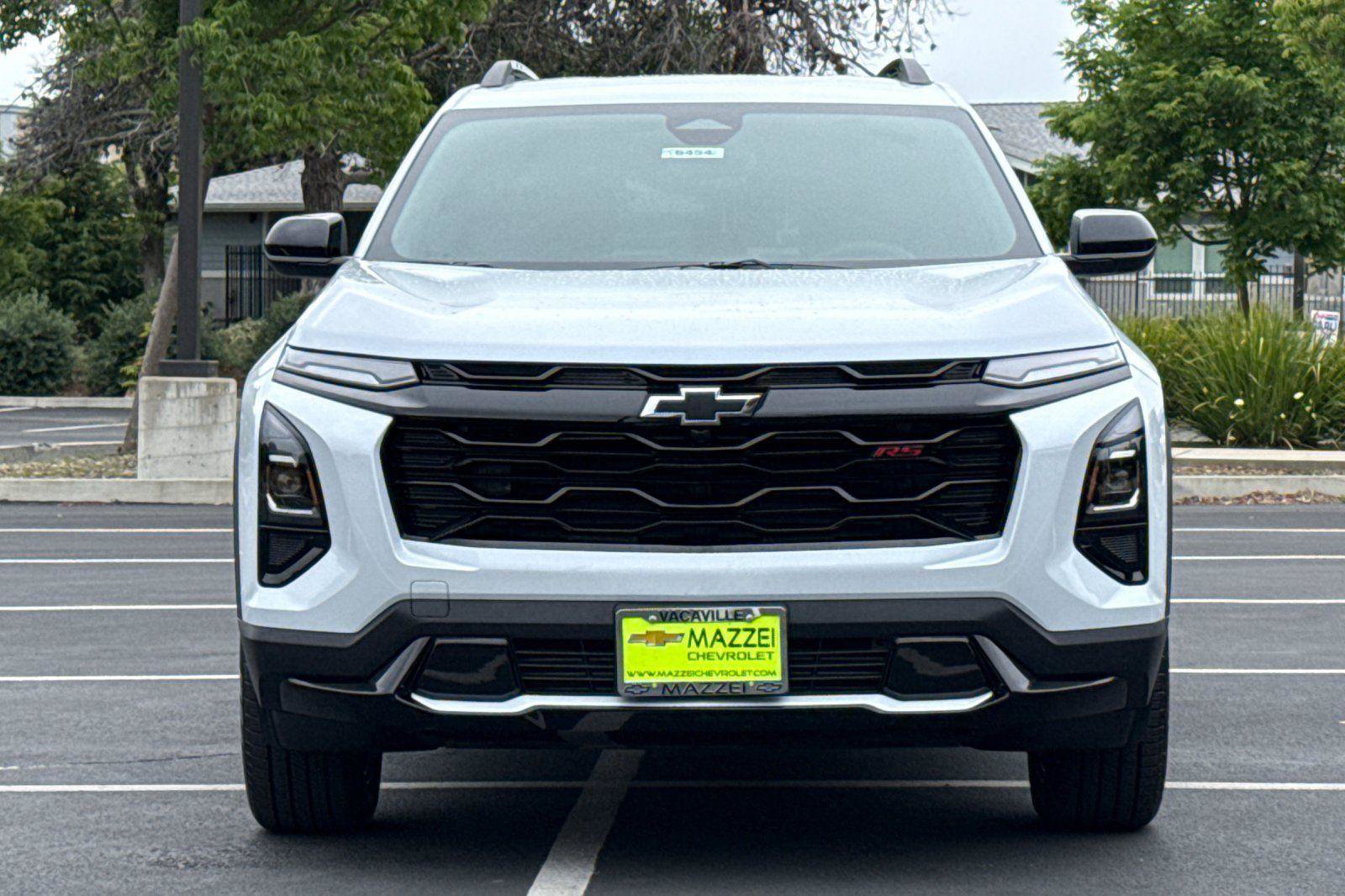 New 2026 Chevrolet Equinox RS w/ Convenience Package III FWD image 3