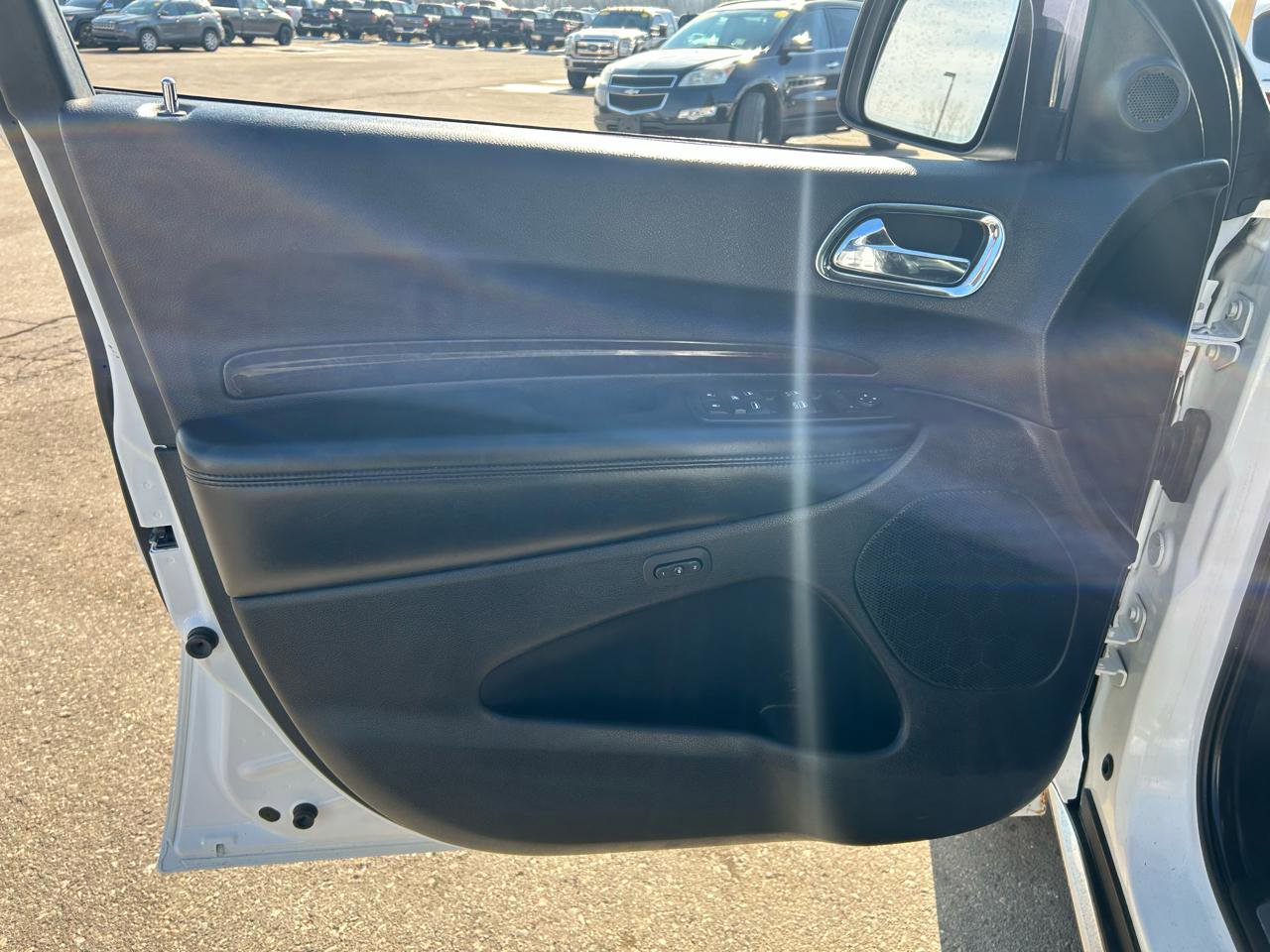Used 2015 Dodge Durango Limited w/ Nav & Power Liftgate Group AWD/4WD image 14