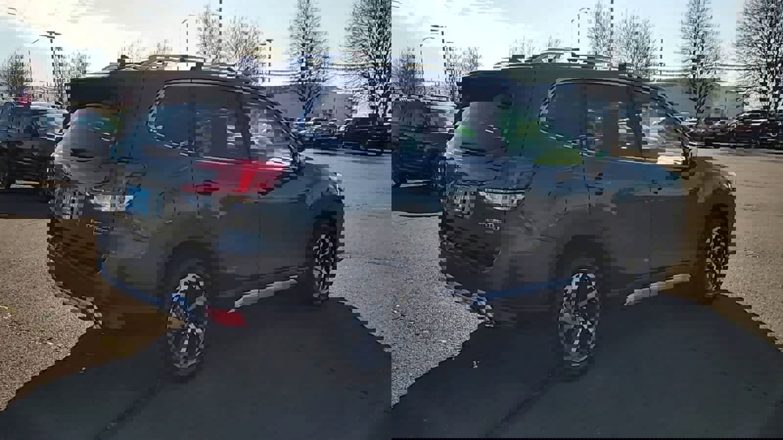 Used 2023 Subaru Forester Touring image 8