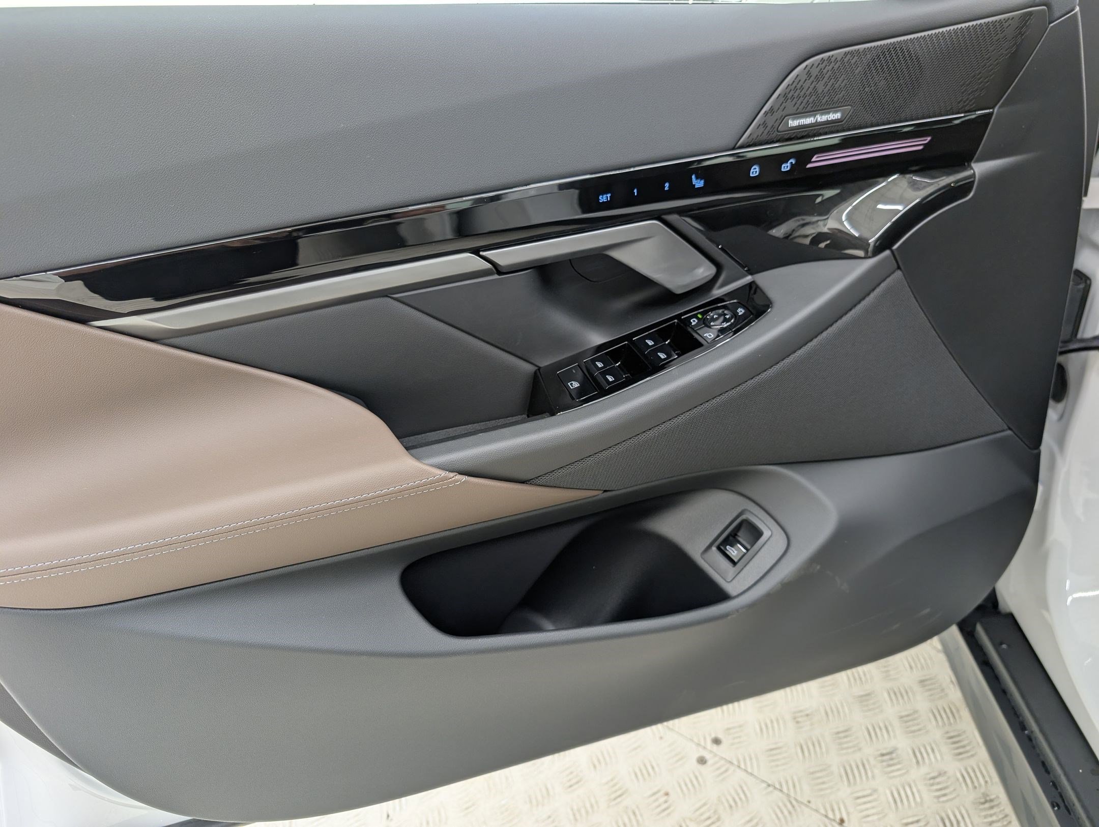 New 2026 BMW 530i RWD image 14