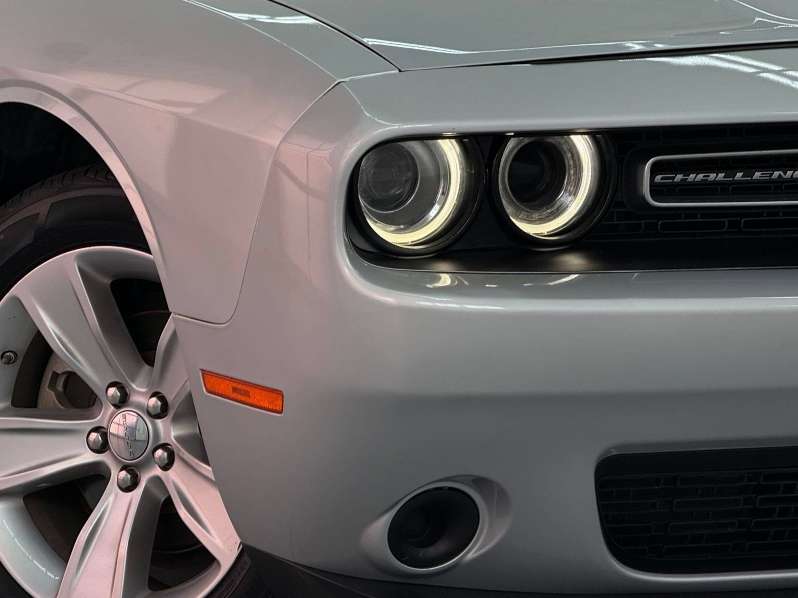 Used 2023 Dodge Challenger SXT RWD image 10