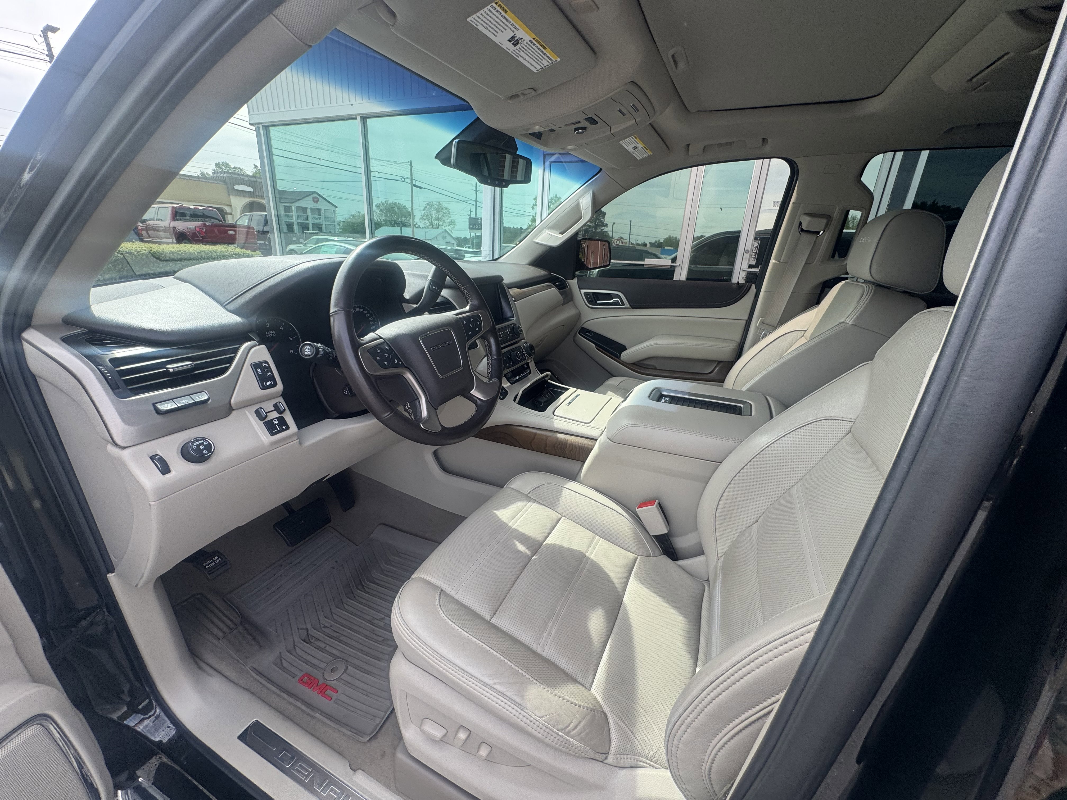 Used 2020 GMC Yukon Denali w/ Open Road Package RWD image 7
