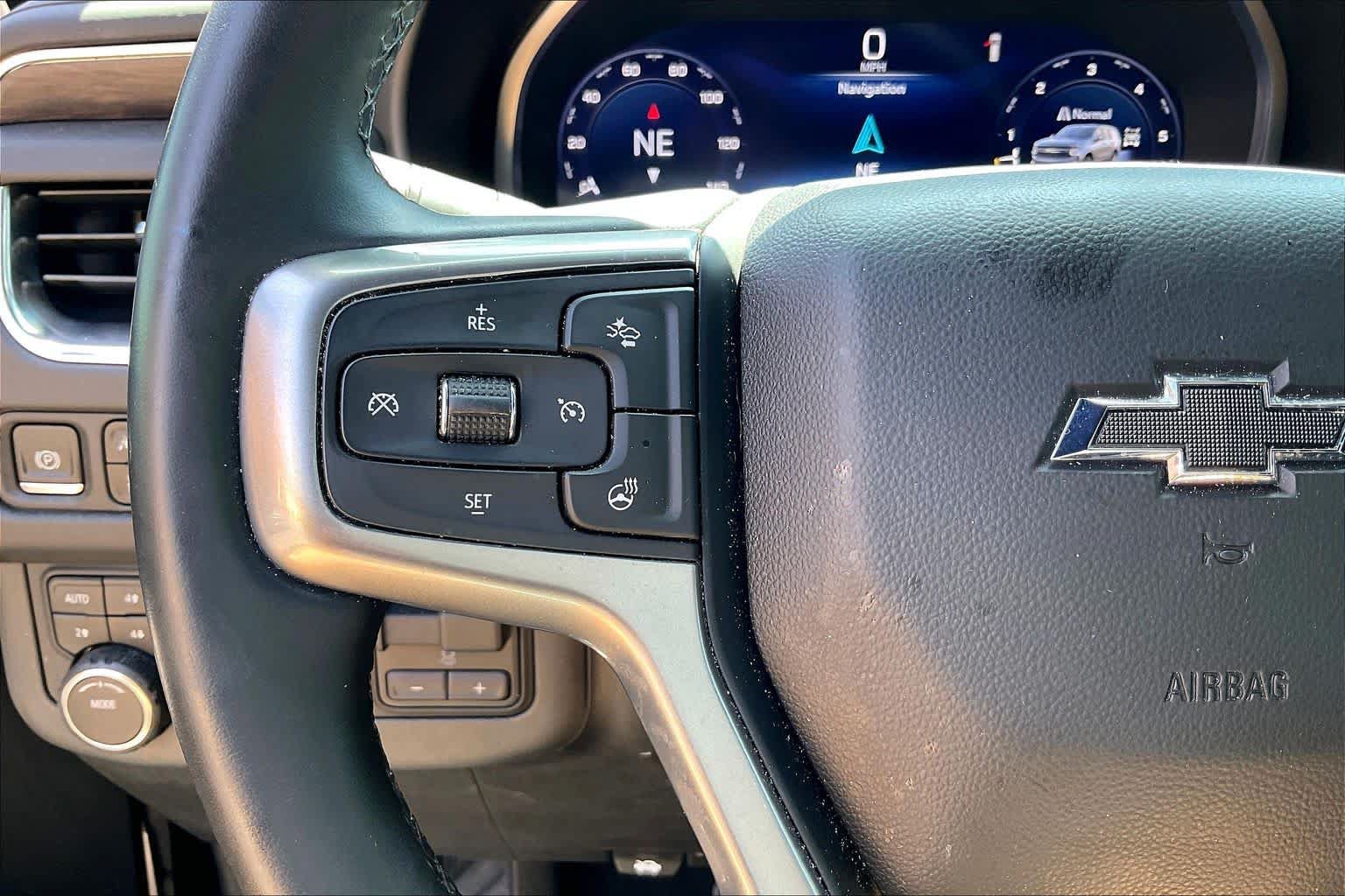 Used 2023 Chevrolet Tahoe Z71 w/ Luxury Package AWD/4WD image 18