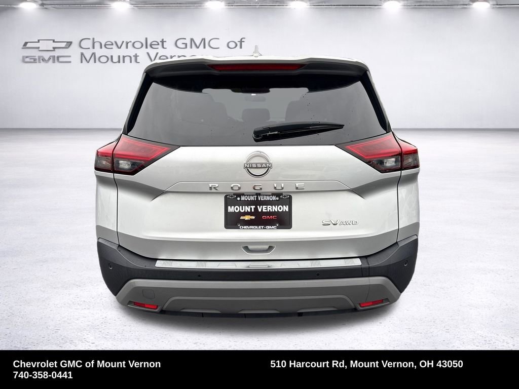 Used 2023 Nissan Rogue SV AWD/4WD image 4