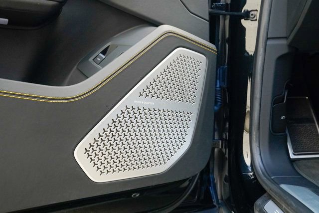 Used 2022 Lamborghini Urus image 48