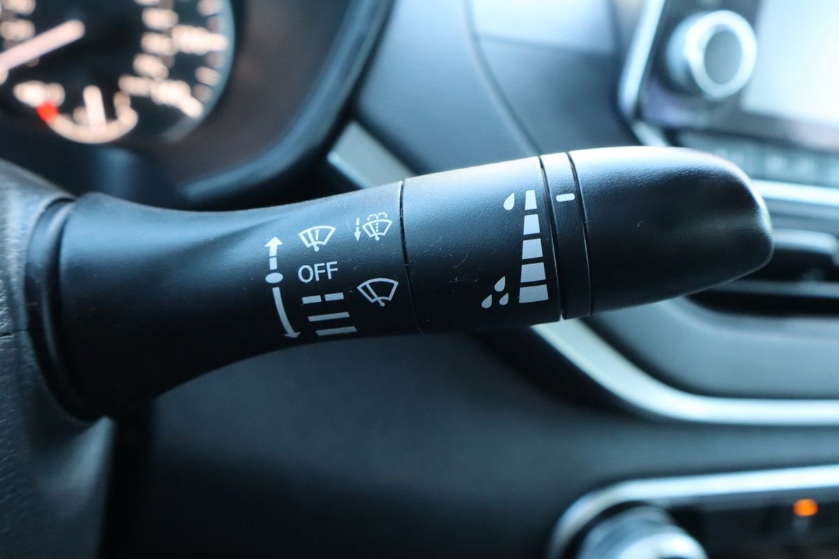 Used 2022 Nissan Altima 2.5 SV image 32