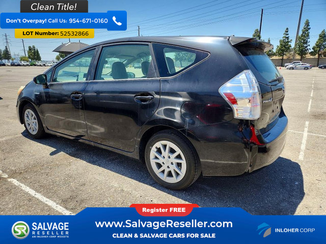 Used 2012 Toyota Prius V Three w/ Preferred Accessory Pkg FWD image 3
