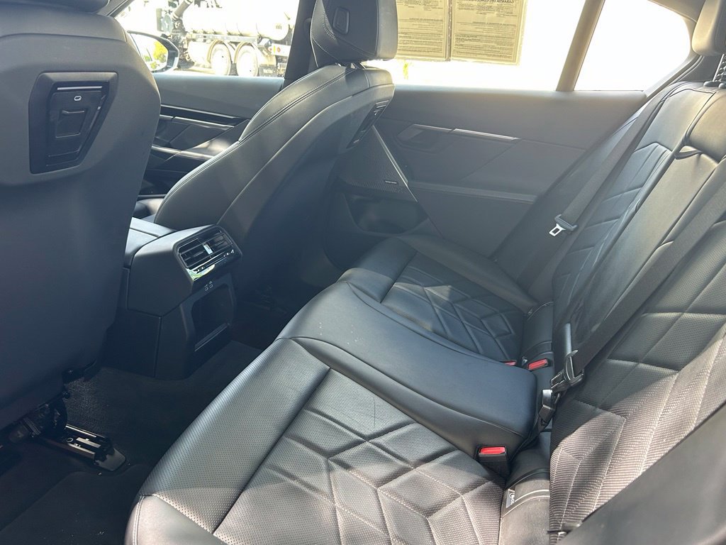 Used 2025 BMW 530i RWD image 42