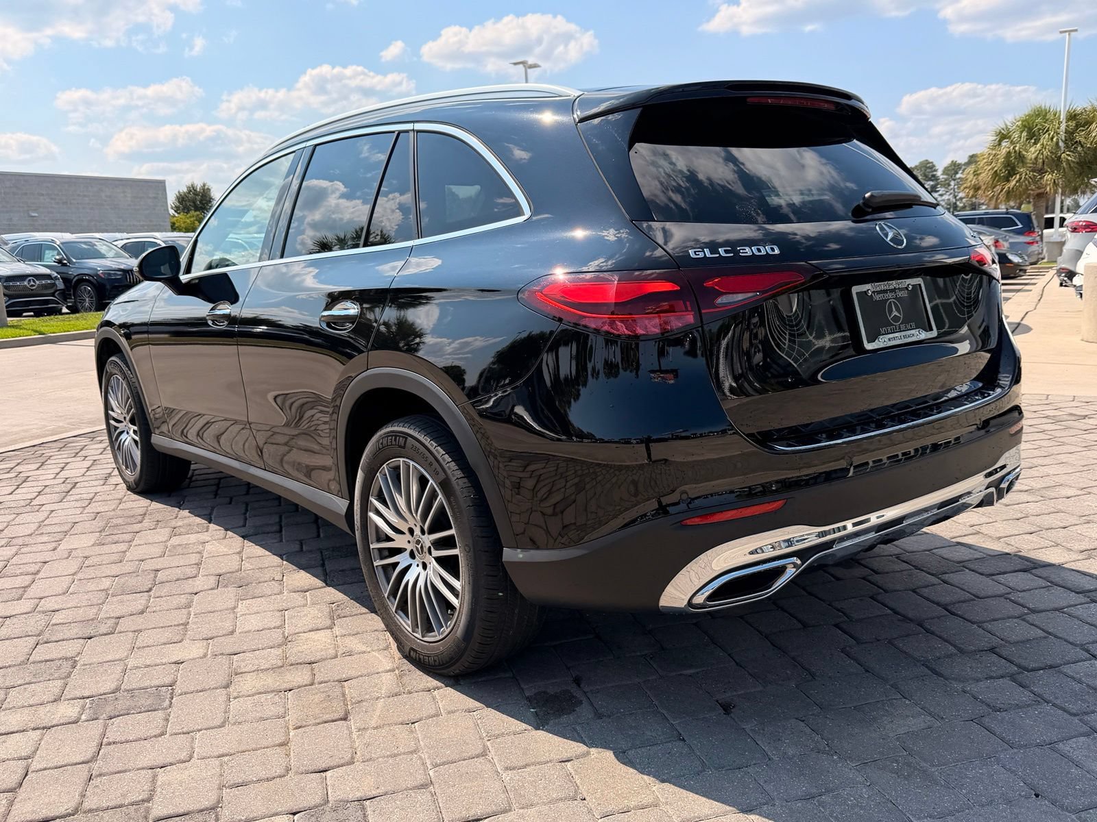 Certified 2024 Mercedes-Benz GLC 300 4MATIC image 11