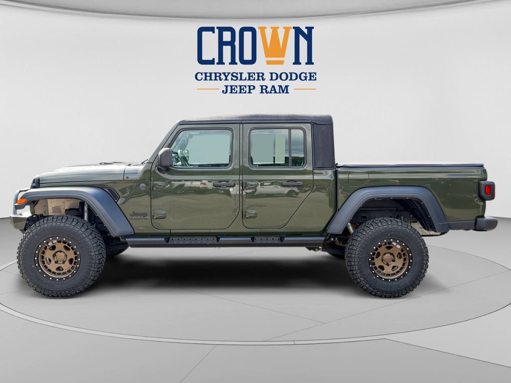 Used 2022 Jeep Gladiator Sport AWD/4WD image 6