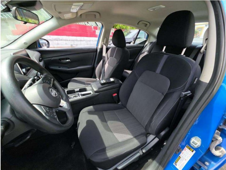 Used 2024 Nissan Sentra SV FWD image 5