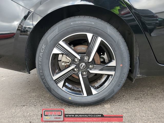 Used 2025 Nissan Sentra SV image 6