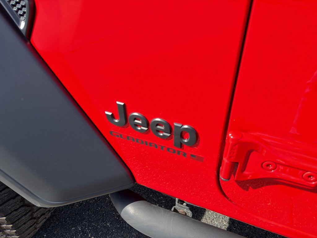 Used 2023 Jeep Gladiator Sport w/ Trailer Tow Package image 10
