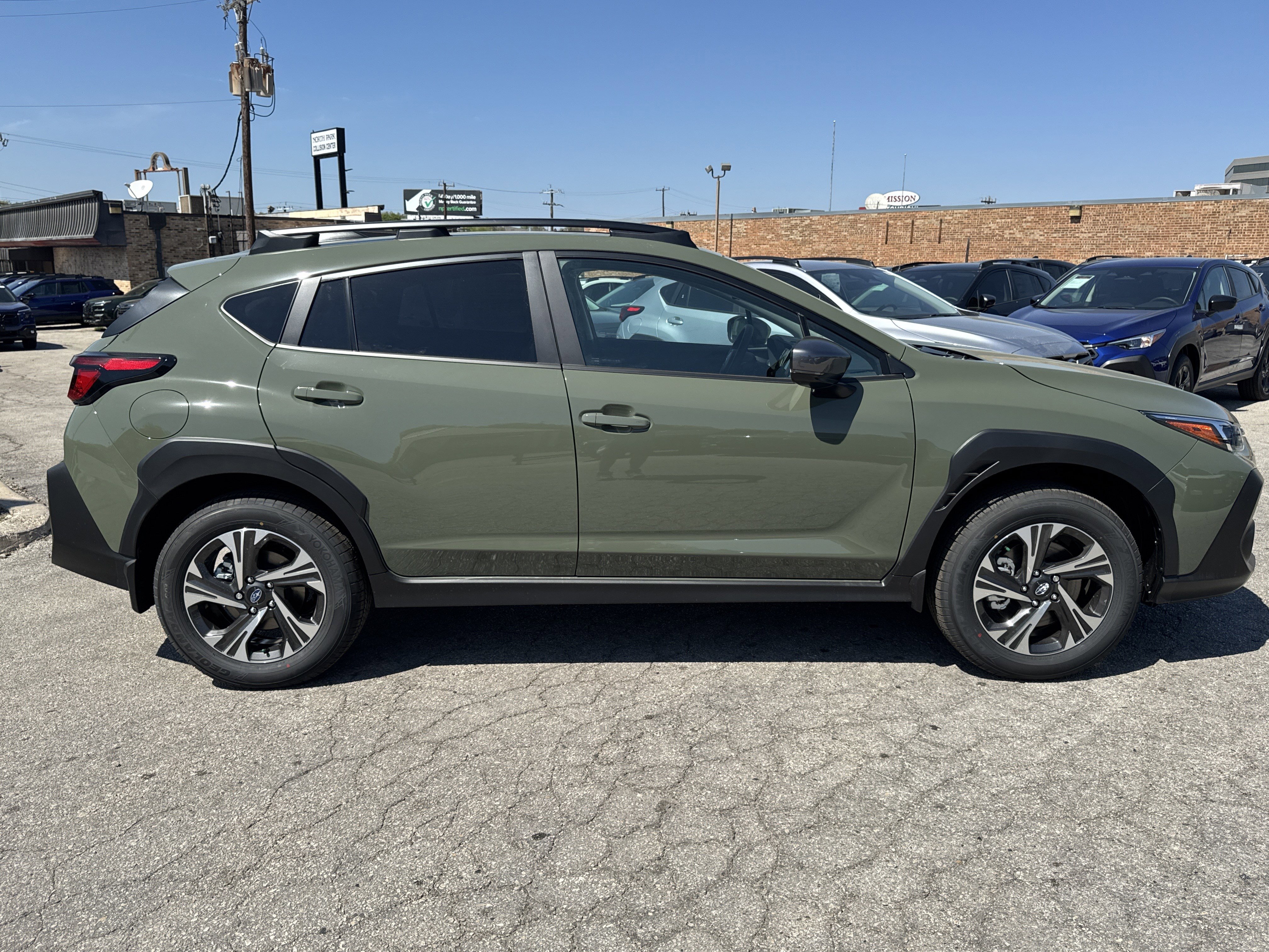 New 2026 Subaru Crosstrek 2.0i Premium AWD/4WD image 2