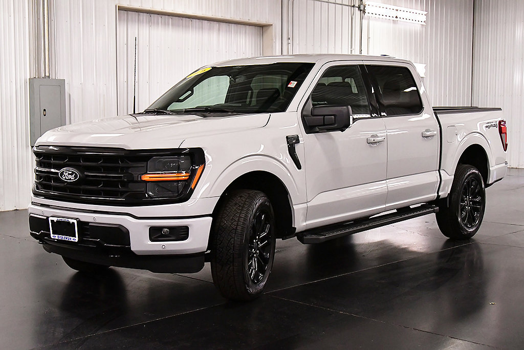 New 2026 Ford F150 XLT w/ Equipment Group 302A MID AWD/4WD image 3