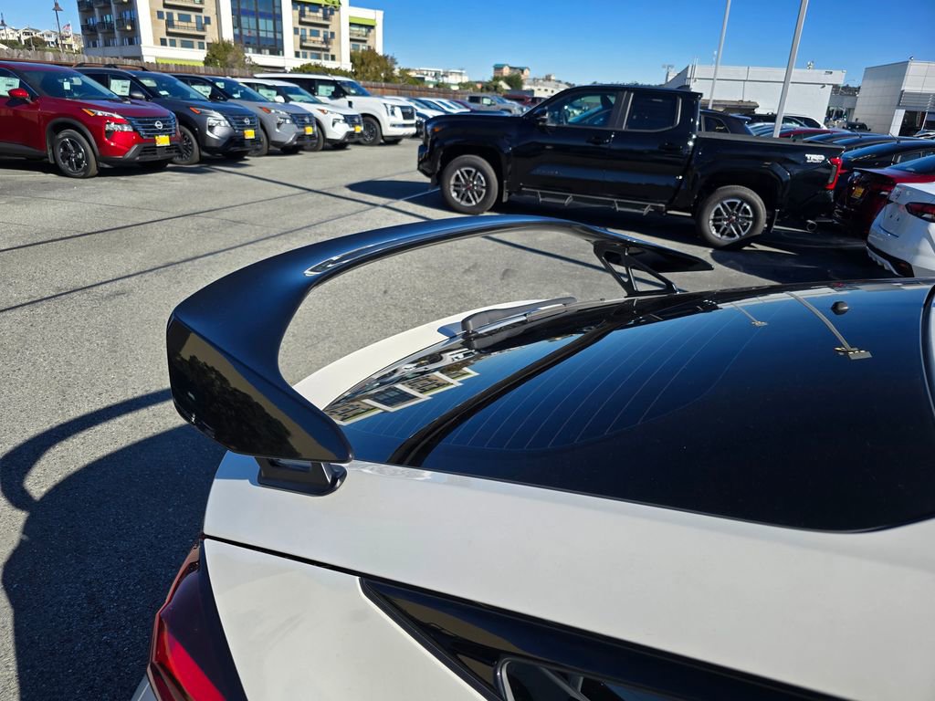 Used 2024 Honda Civic Type R image 9