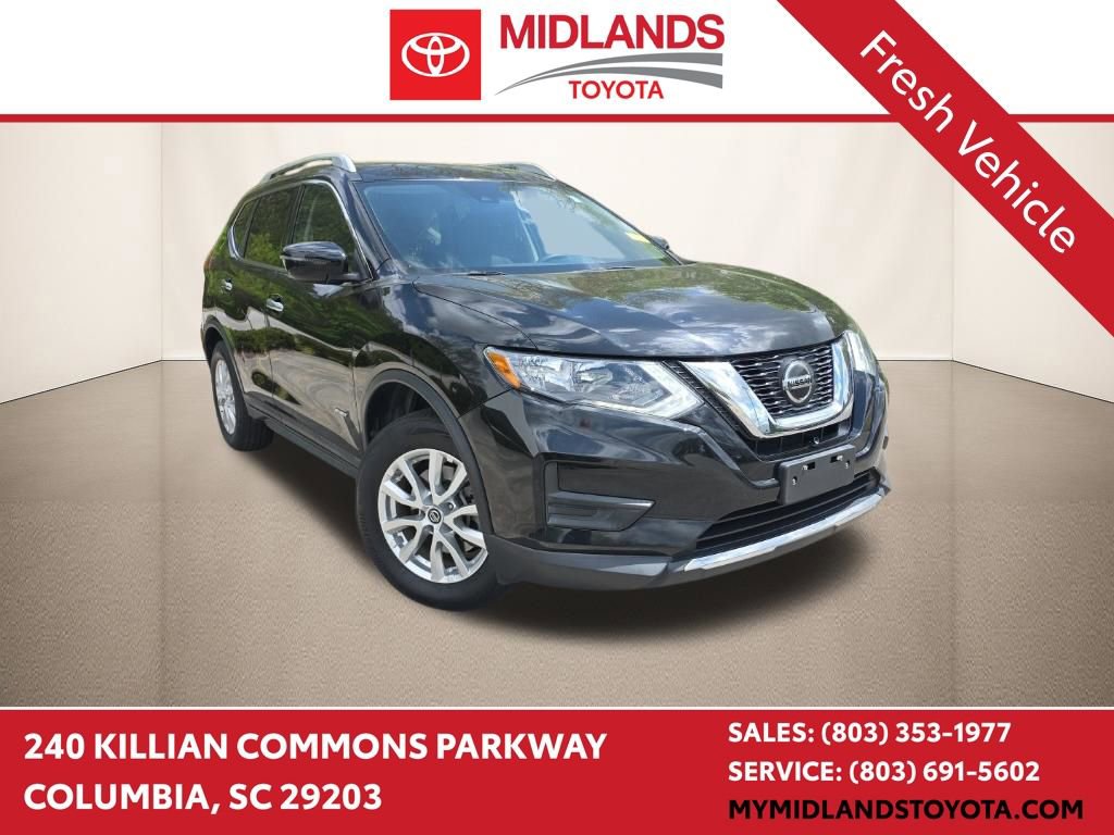 Used 2019 Nissan Rogue SV image 1