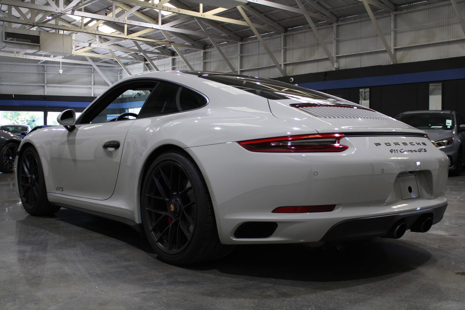 Used 2019 Porsche 911 Carrera GTS image 11
