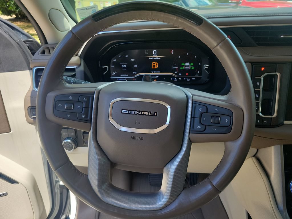 Used 2023 GMC Yukon Denali w/ Denali Reserve Package RWD image 22