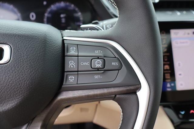 New 2026 Jeep Grand Cherokee Limited image 16