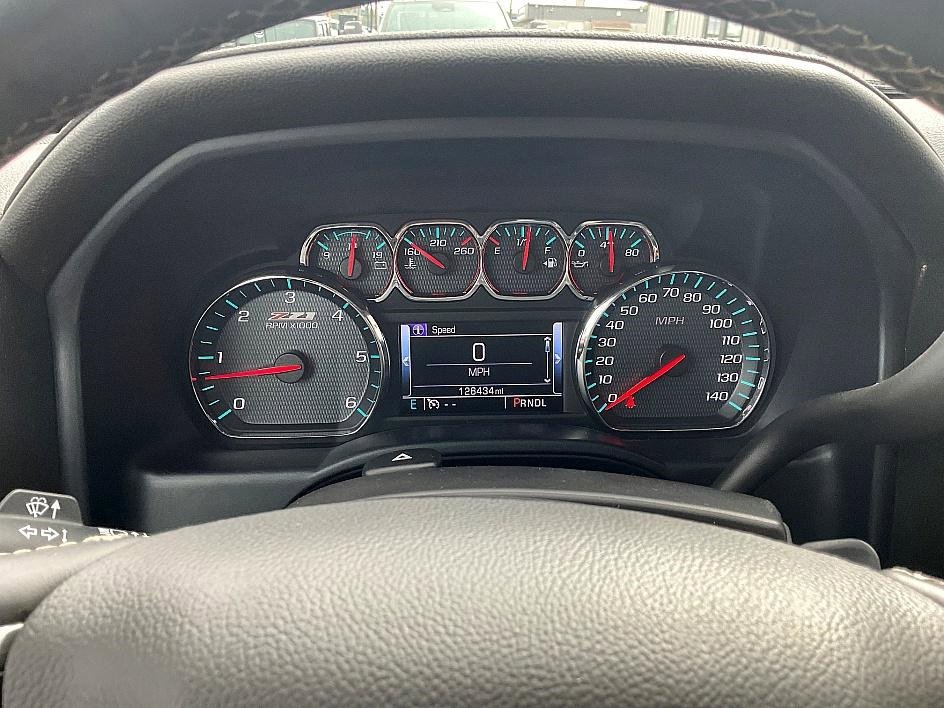 Used 2017 Chevrolet Silverado 1500 LTZ Z71 w/ Redline Edition image 18