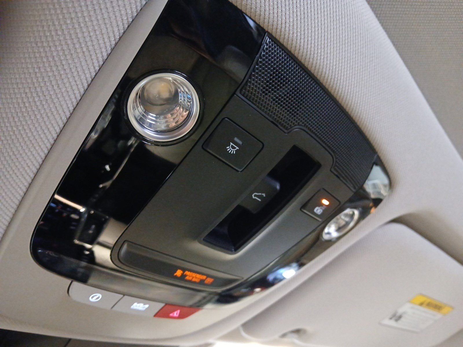 Used 2023 Kia Sorento SX Prestige image 35