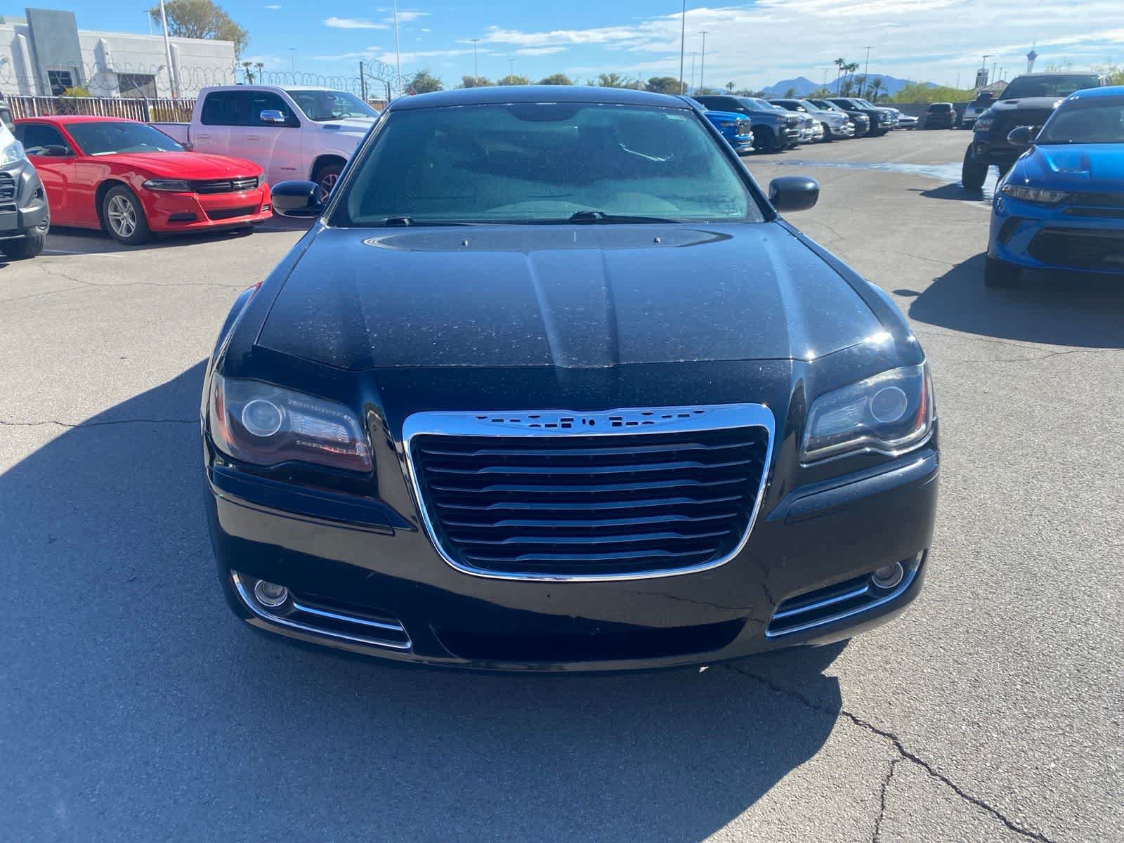 Used 2014 Chrysler 300 S w/ Luxury Group RWD image 2