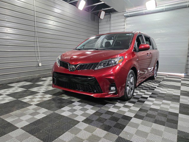 Used 2019 Toyota Sienna SE Premium AWD/4WD image 45