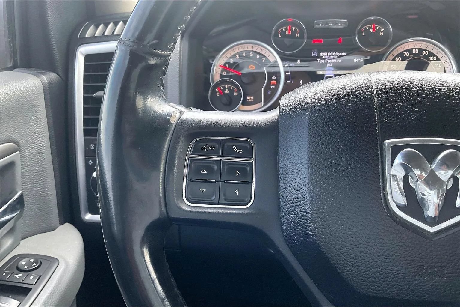 Used 2015 RAM 2500 Big Horn AWD/4WD image 17